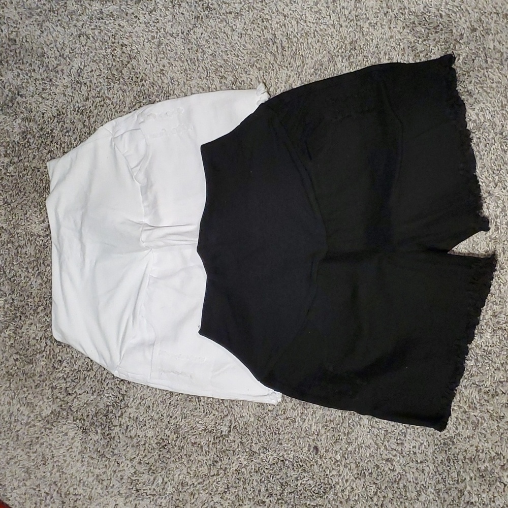 Maternity shorts
